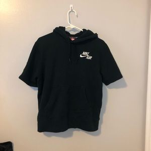 Nike - Men’s Short sleeve hoodie